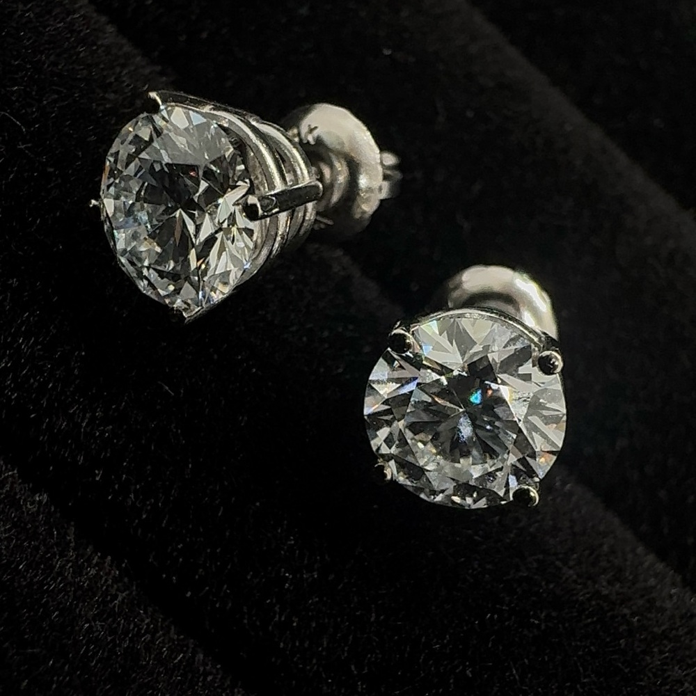 2 CTW VS1 Lab Diamond Studs 14K white gold IGI Certified